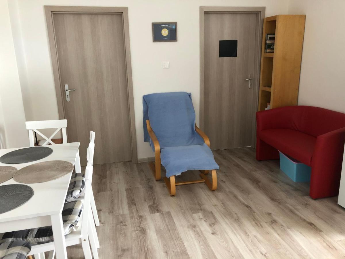U Pepika Hotel Lipótszentmiklós Kültér fotó