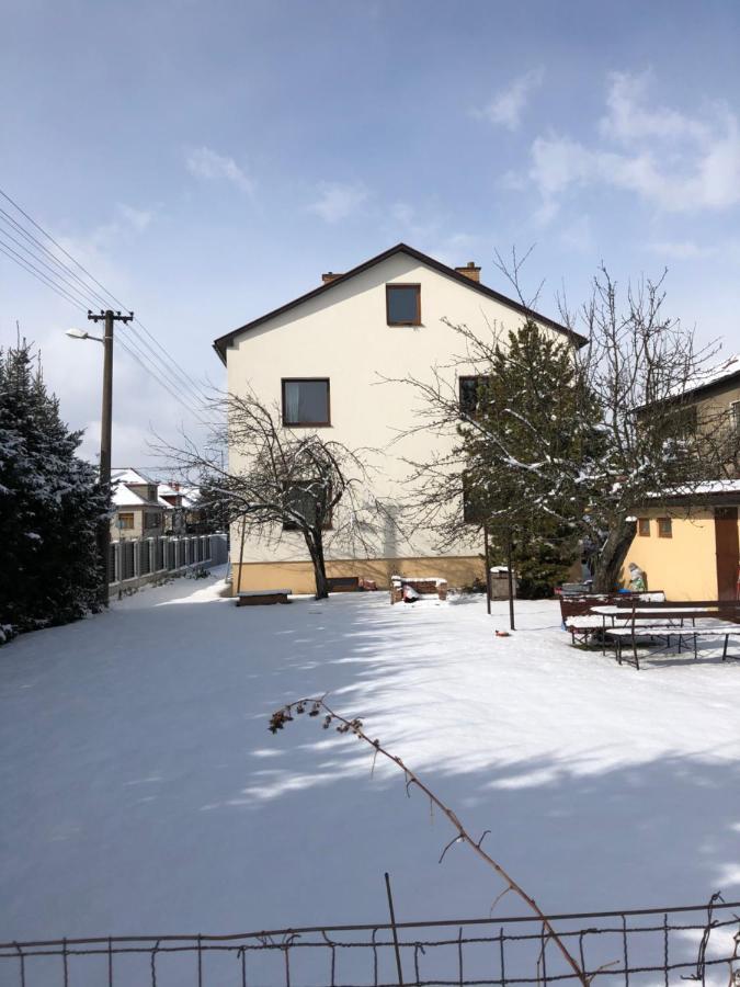 U Pepika Hotel Lipótszentmiklós Kültér fotó